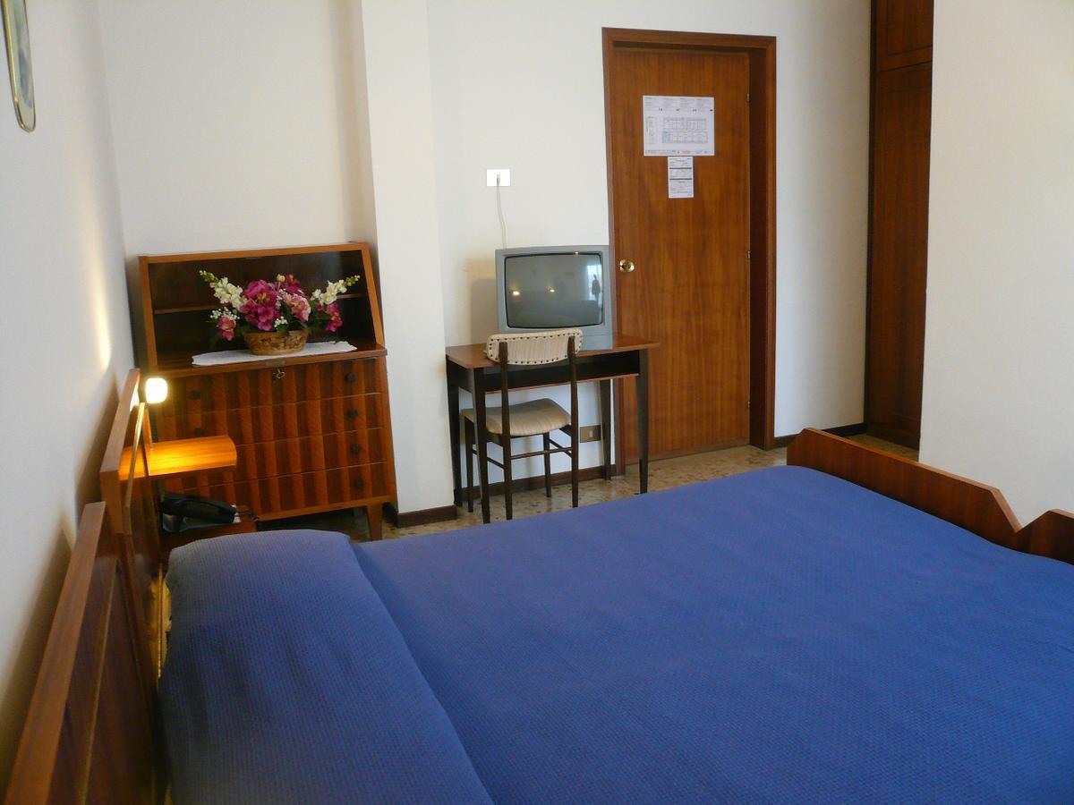 Albergo Ariston Tabiano Terme Bagian luar foto