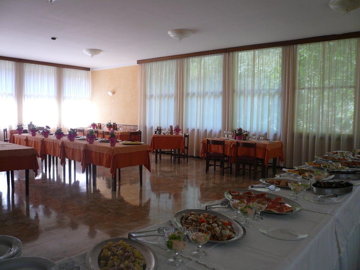 Albergo Ariston Tabiano Terme Bagian luar foto
